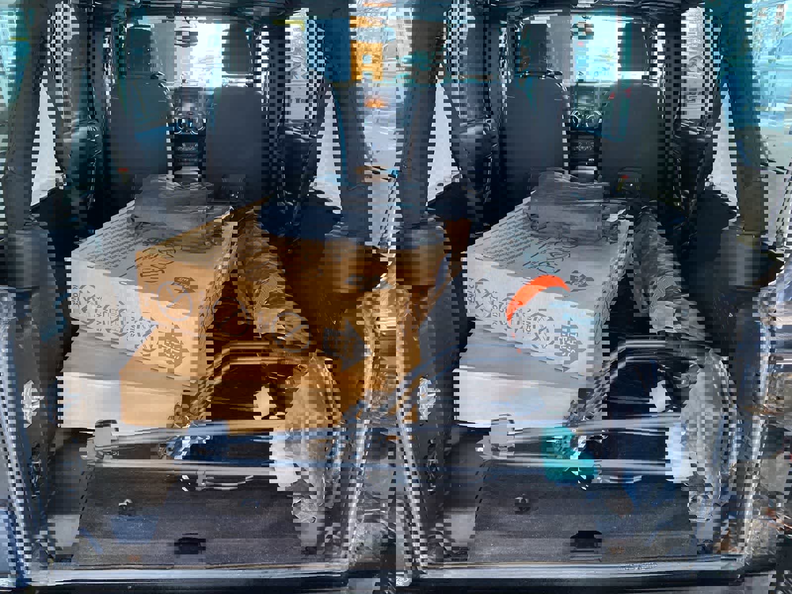 Used 2016 Jeep Wrangler Unlimited Rubicon w/ Dual Top Group image 27