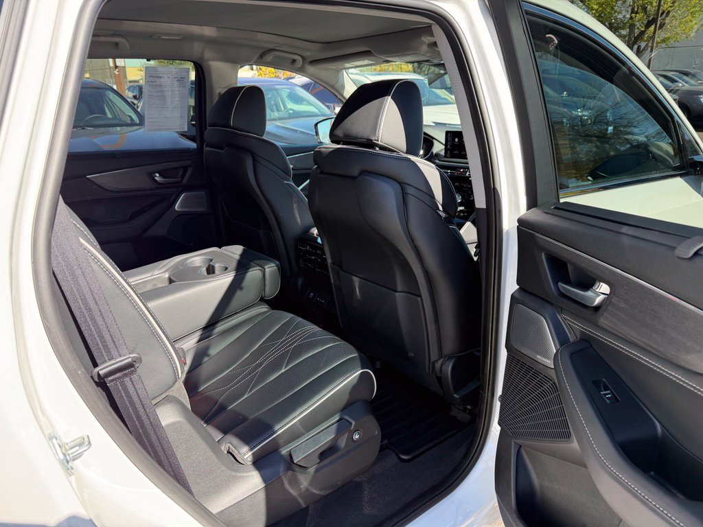 Used 2026 Acura MDX w/ Advance Package AWD/4WD image 17