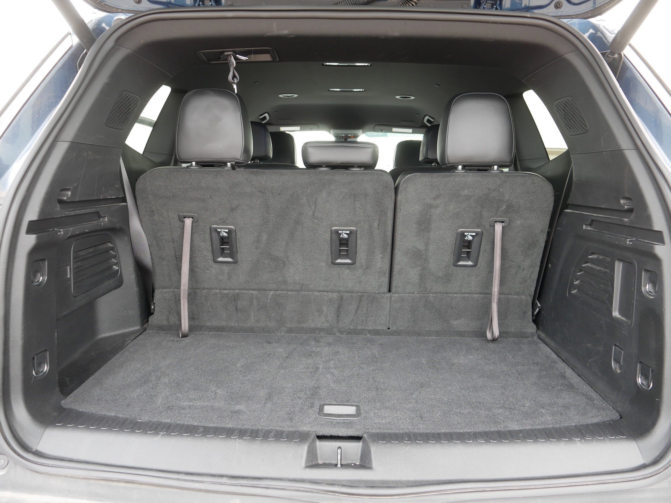 Certified 2025 Buick Enclave Preferred image 18