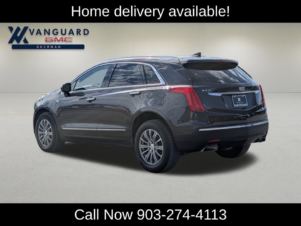 Used 2017 Cadillac XT5 Luxury w/ Driver Awareness Package FWD image 4