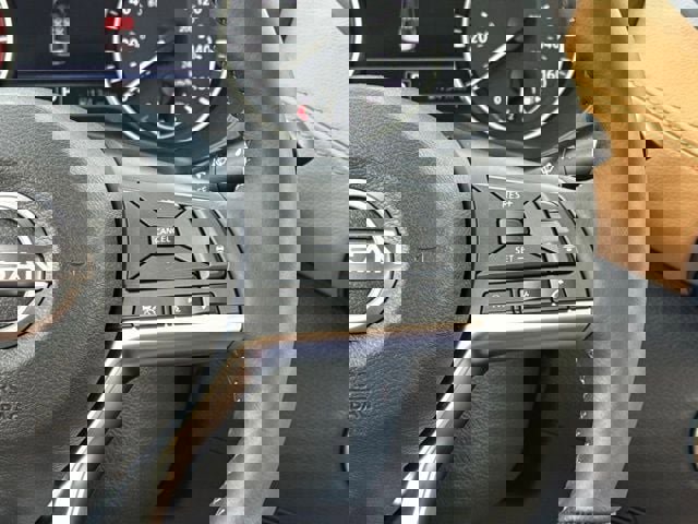 New 2025 Nissan Sentra SV w/ SV Premium Package image 22