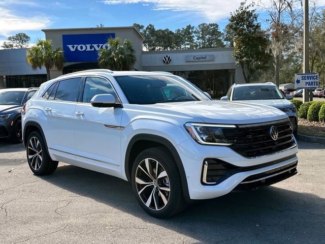 New 2025 Volkswagen Atlas Cross Sport SEL Premium R-Line