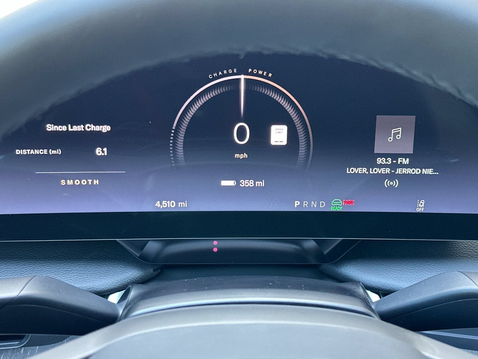 Used 2025 Lucid Air Touring AWD/4WD image 27