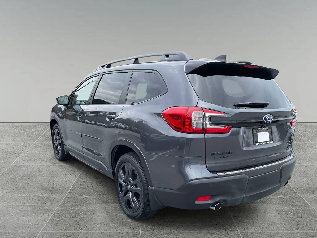Certified 2025 Subaru Ascent Bronze Edition w/ Onyx Package AWD/4WD image 3