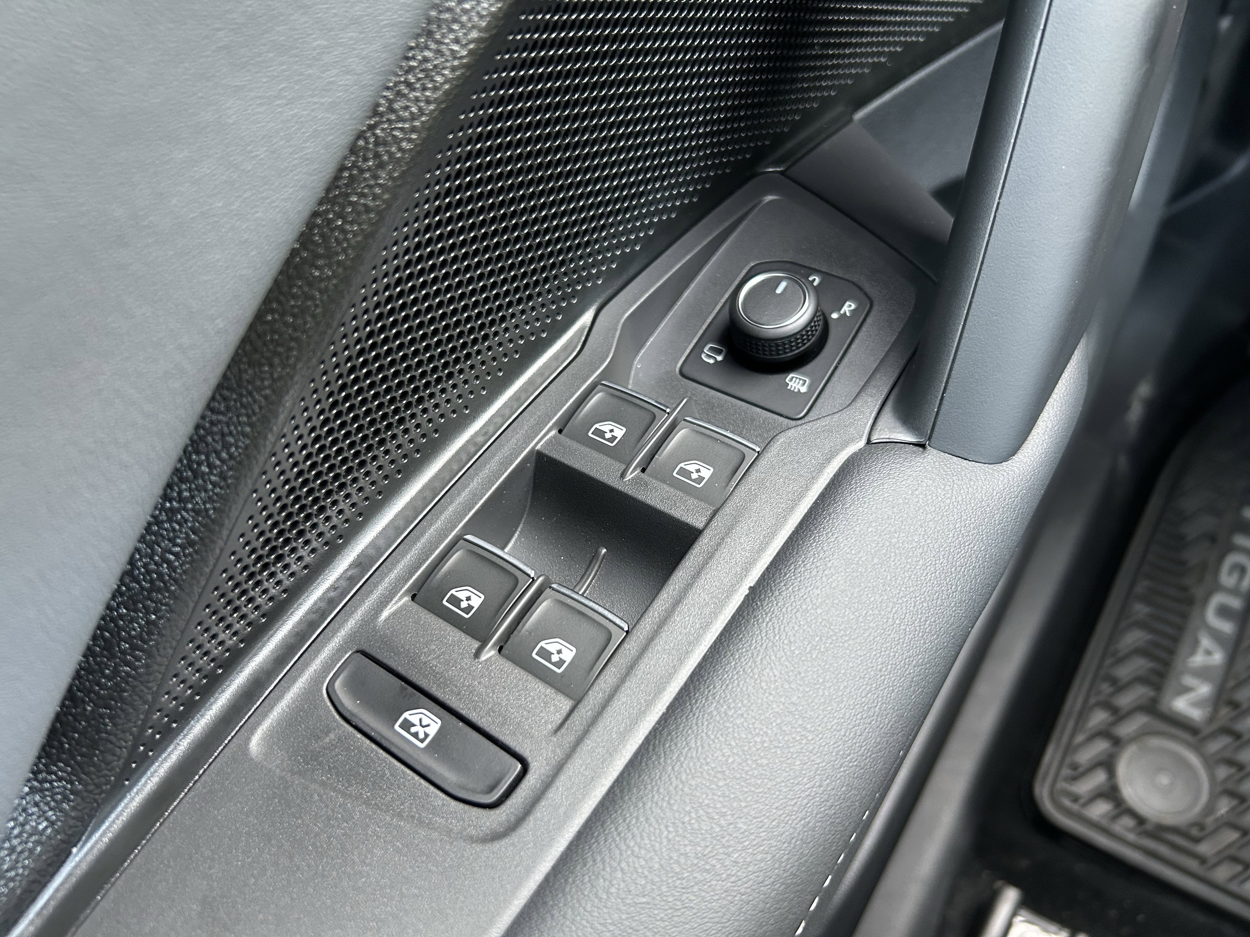 New 2026 Volkswagen Tiguan SEL R-Line image 20