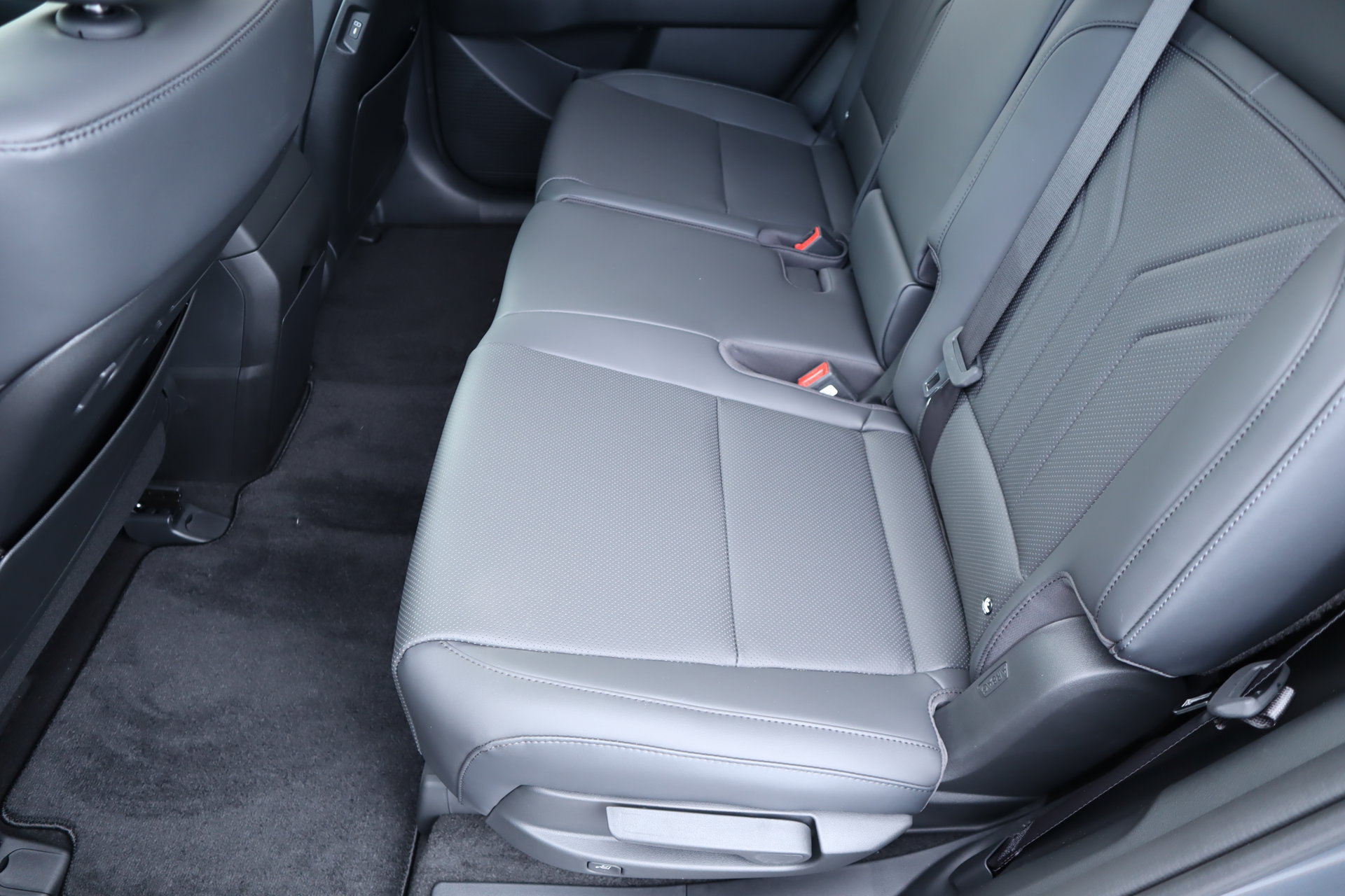 New 2027 Hyundai Santa Fe SEL AWD/4WD image 17