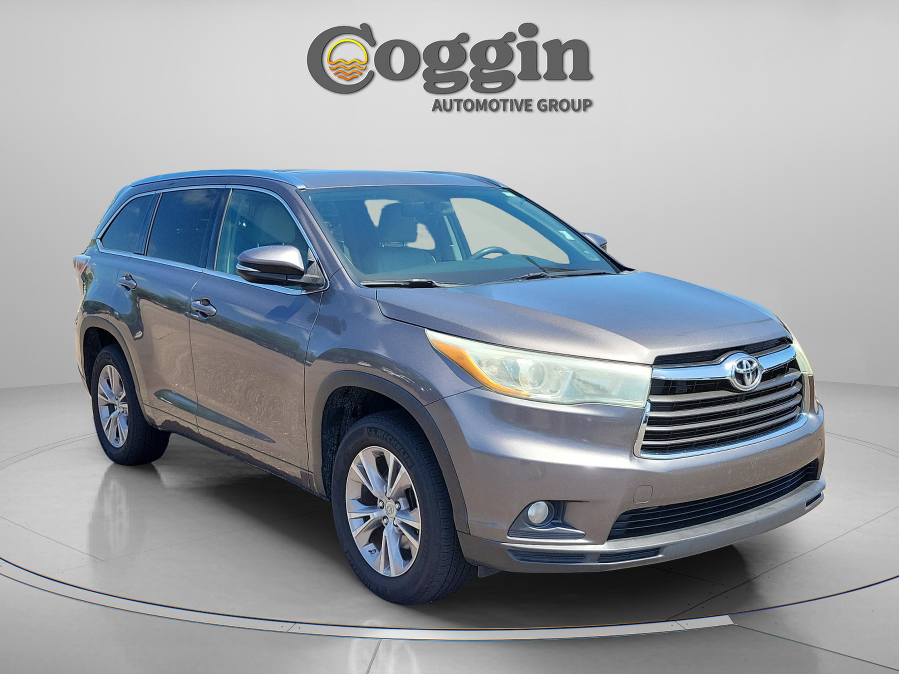 Used 2015 Toyota Highlander XLE image 7