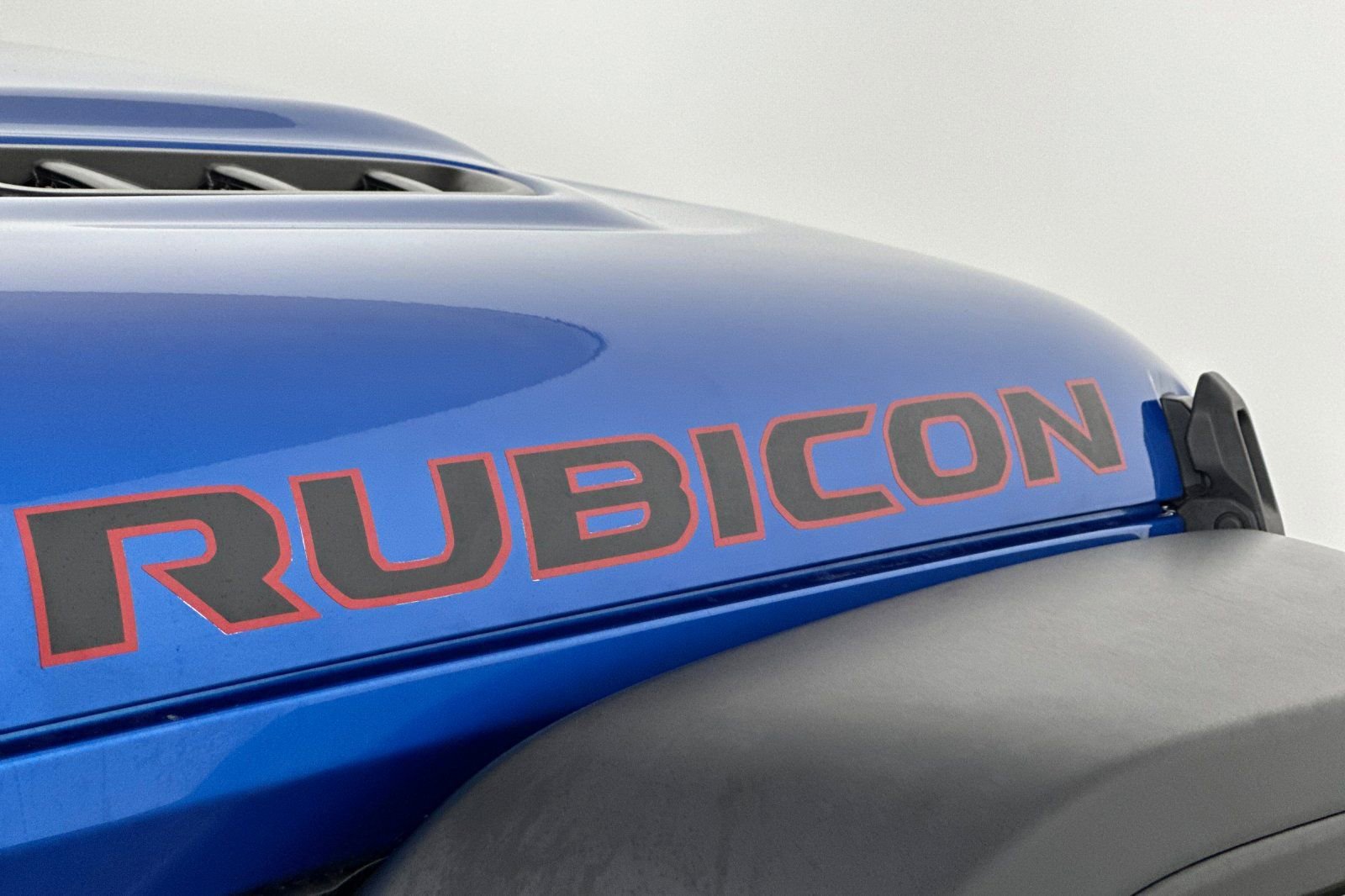 Used 2020 Jeep Gladiator Rubicon w/ Trailer Tow Package image 26