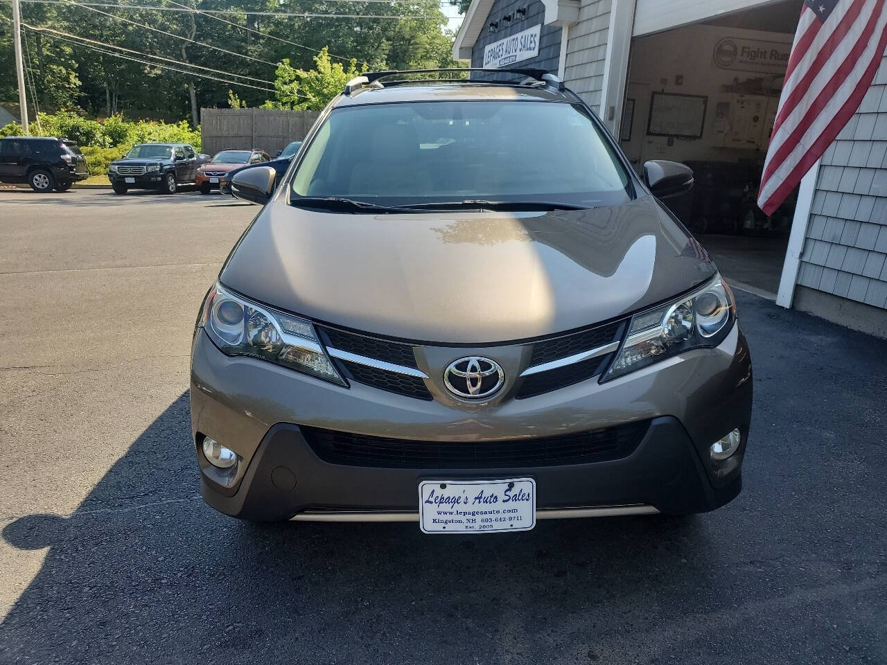 Used 2013 Toyota RAV4 Limited AWD/4WD image 3