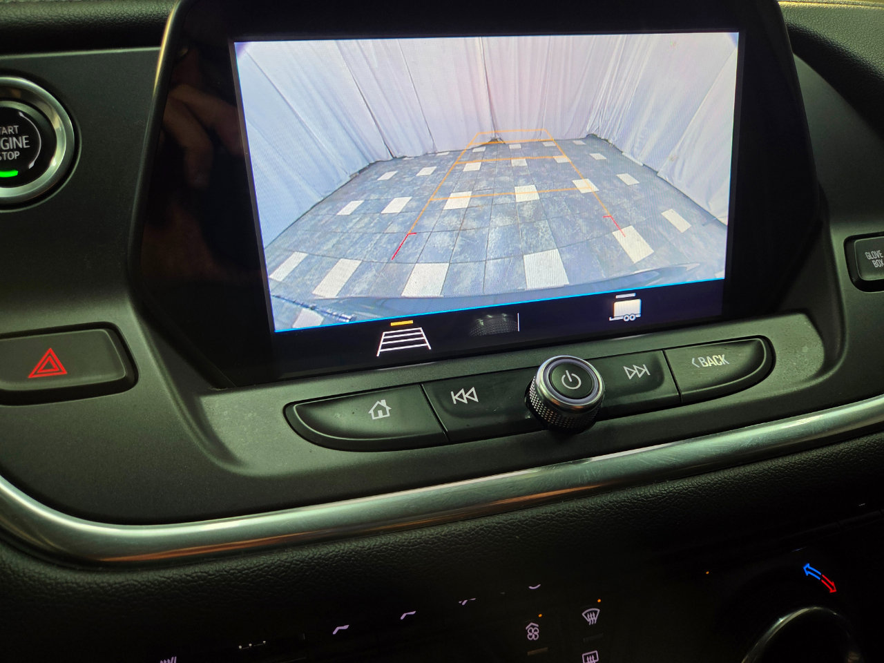 Used 2019 Chevrolet Blazer LT image 22