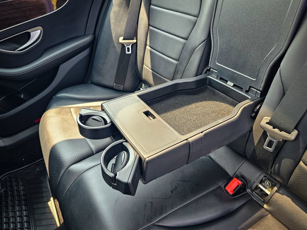 Used 2017 Mercedes-Benz C 300 4MATIC Sedan image 33