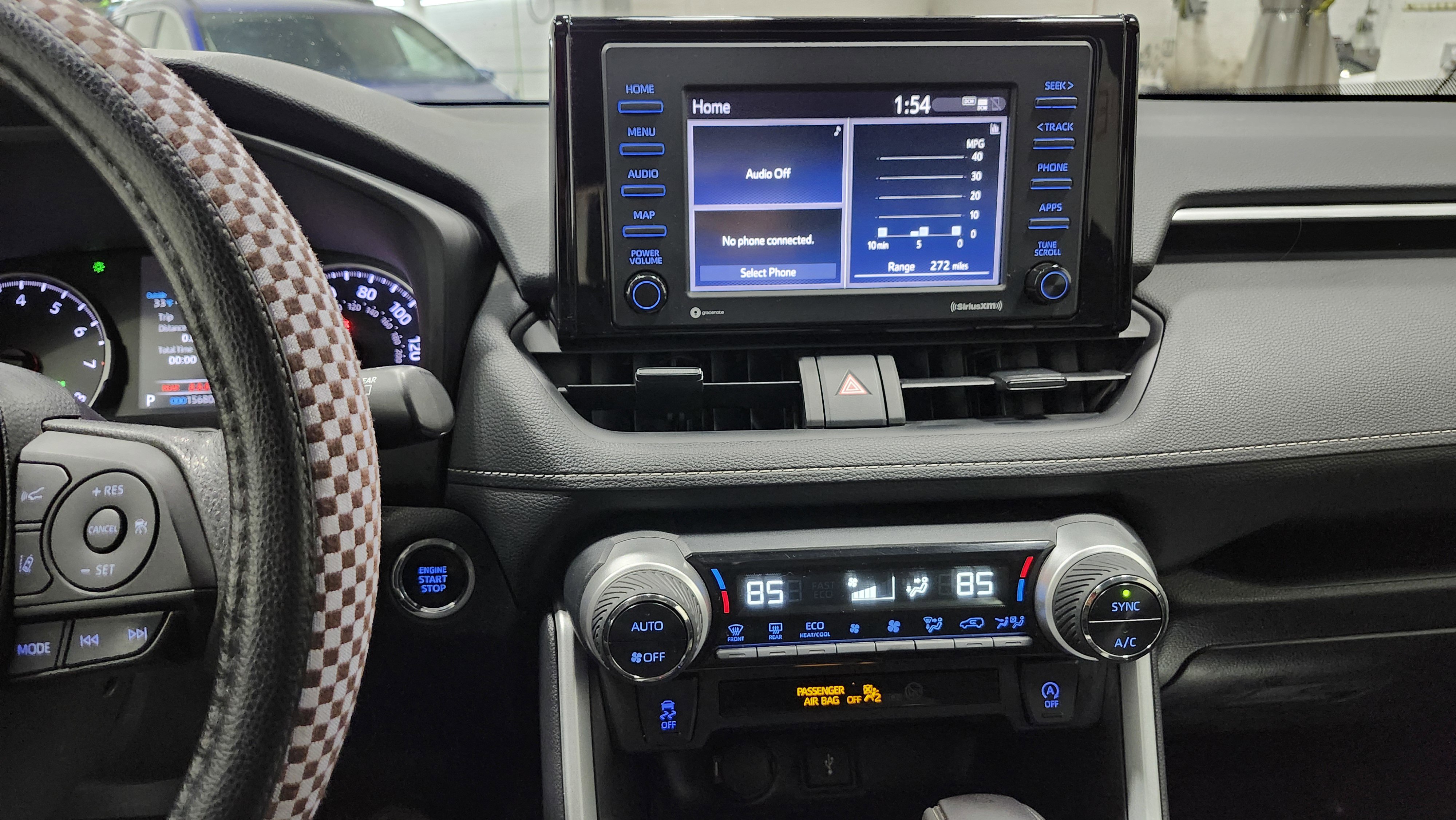 Used 2022 Toyota RAV4 XLE w/ Convenience Package image 32