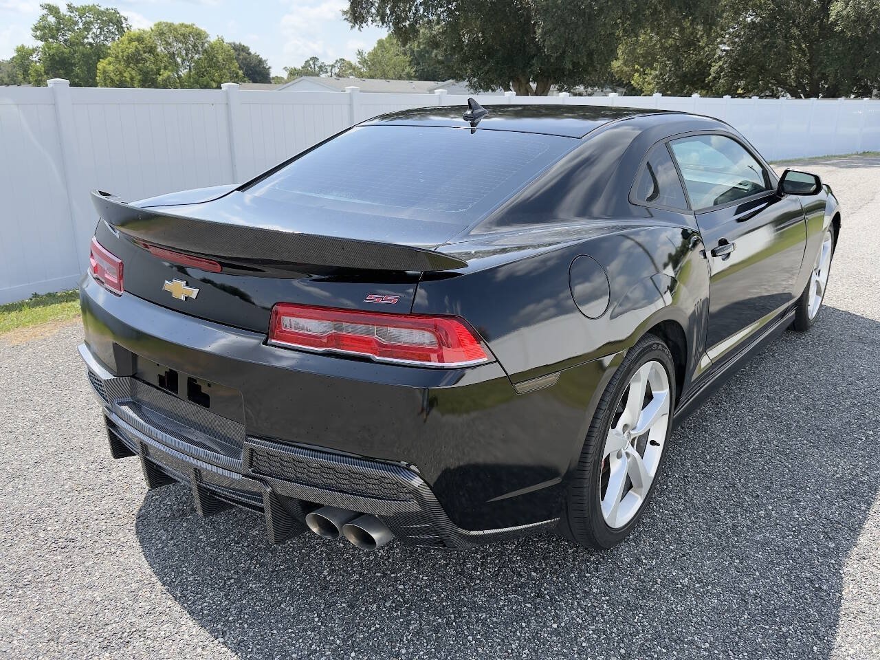 Used 2015 Chevrolet Camaro SS RWD image 5