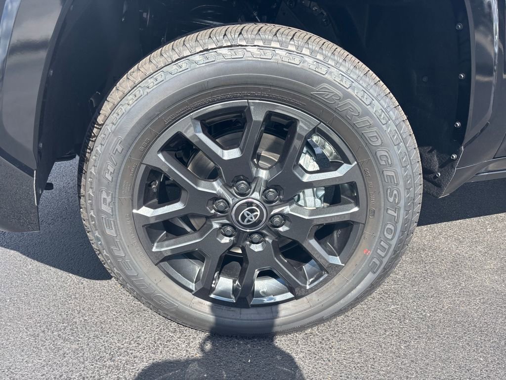 New 2026 Toyota Tundra Platinum image 9