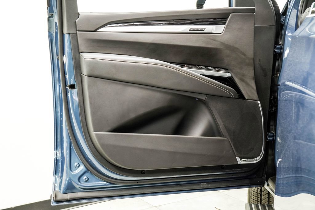 Used 2026 Cadillac Escalade Sport w/ Touring Package image 46