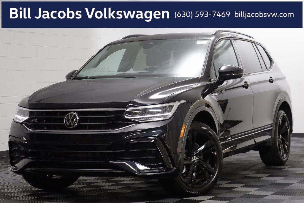 Certified 2024 Volkswagen Tiguan SE R-Line