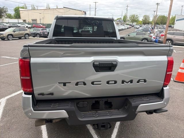 Used 2024 Toyota Tacoma TRD Off-Road w/ TRD Off Road Upgrade Package AWD/4WD image 7