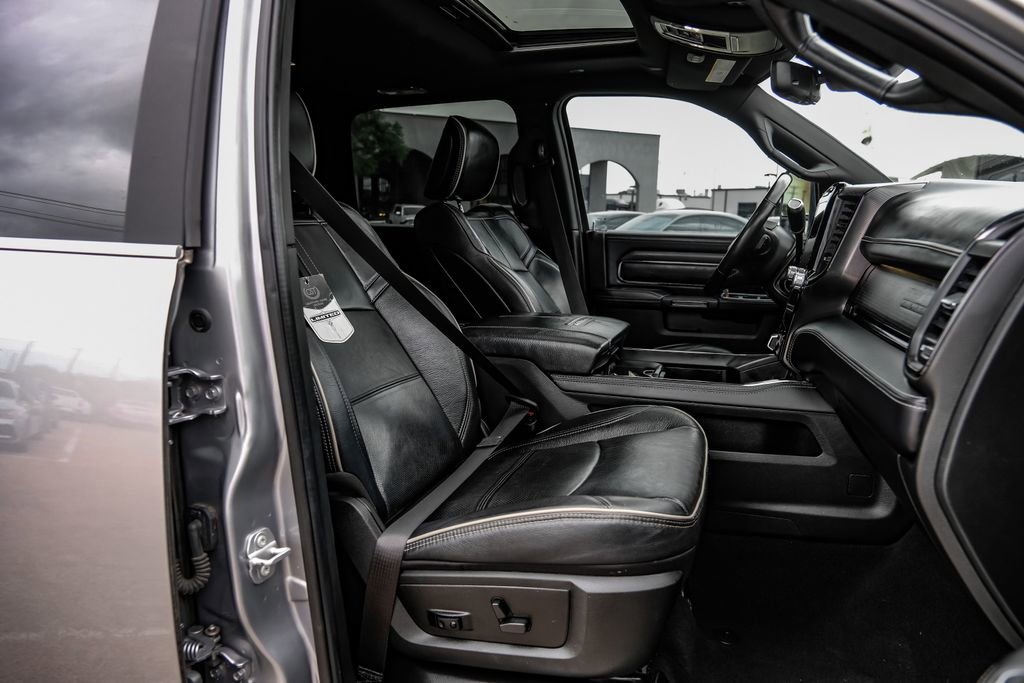 Used 2023 RAM 3500 Limited AWD/4WD image 43