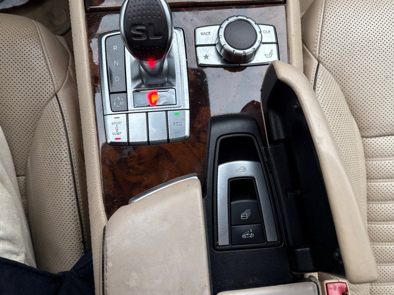 Used 2013 Mercedes-Benz SL 550 image 43