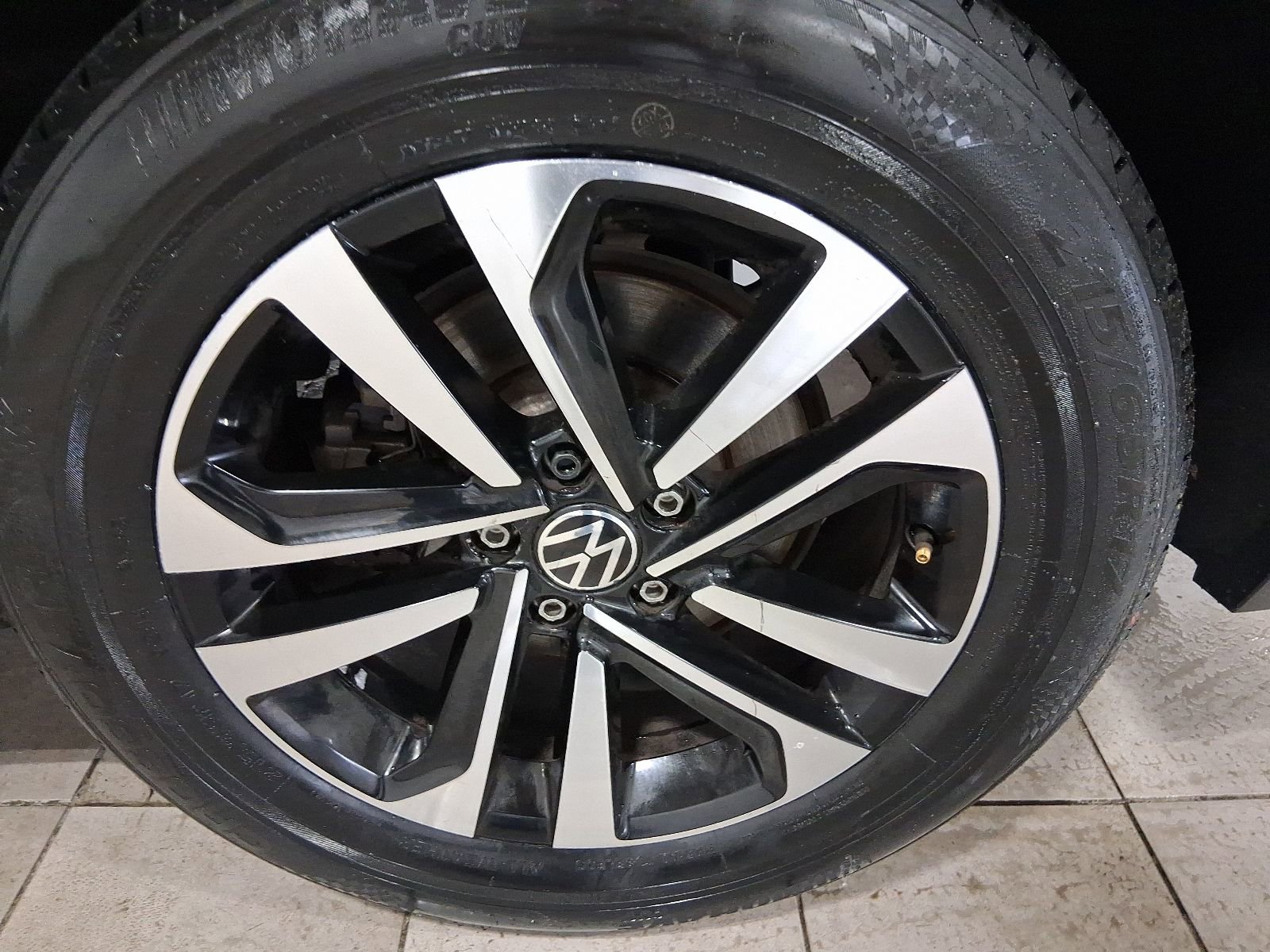 Used 2023 Volkswagen Tiguan S FWD image 9
