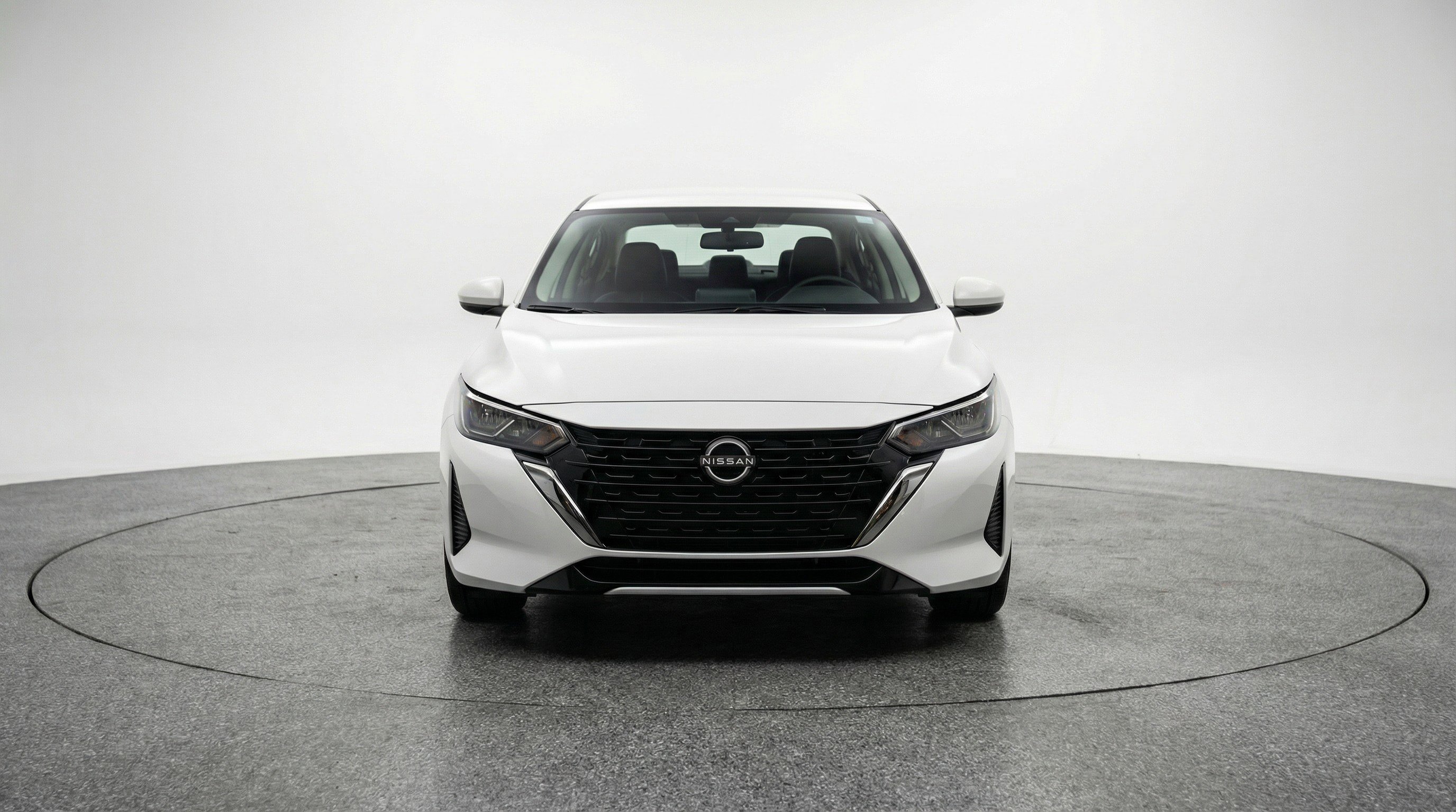 Used 2025 Nissan Sentra SV image 2