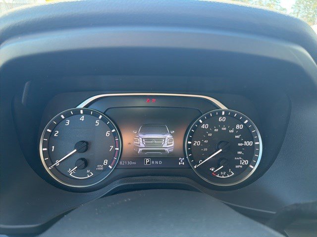 Used 2022 Nissan Titan SV image 15