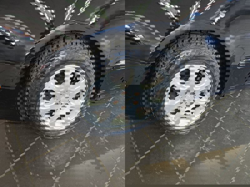 Used 2004 Mercedes-Benz CLK 320 Cabriolet image 24