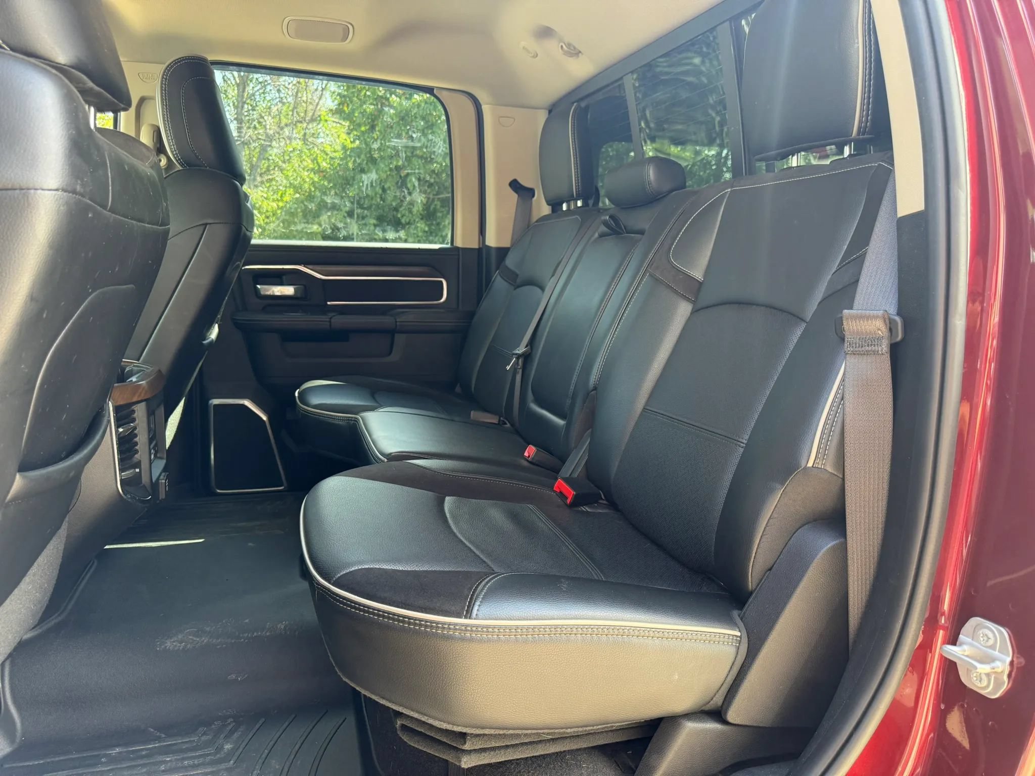 Used 2022 RAM 2500 Laramie AWD/4WD image 15
