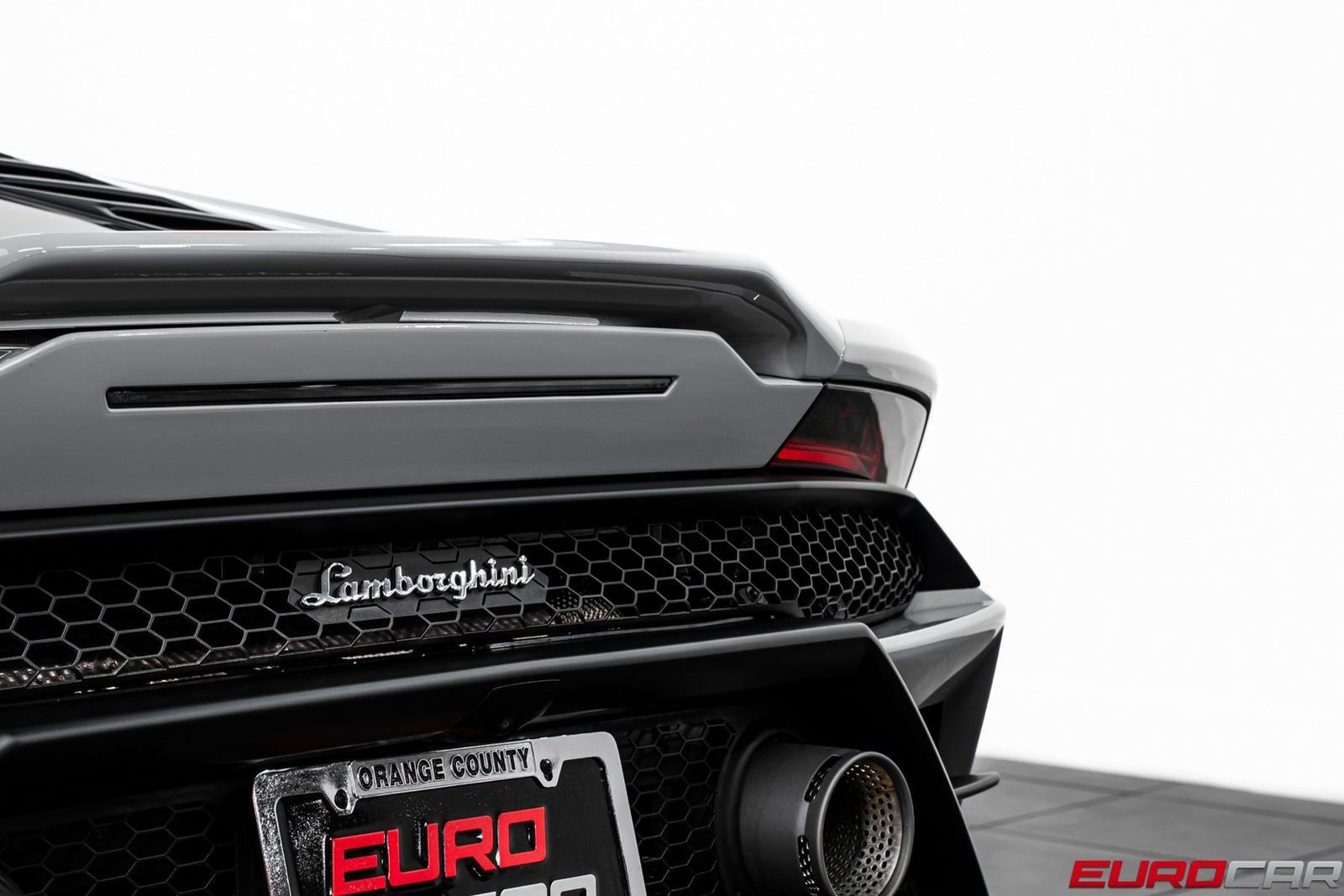 Used 2023 Lamborghini Huracan EVO RWD image 19