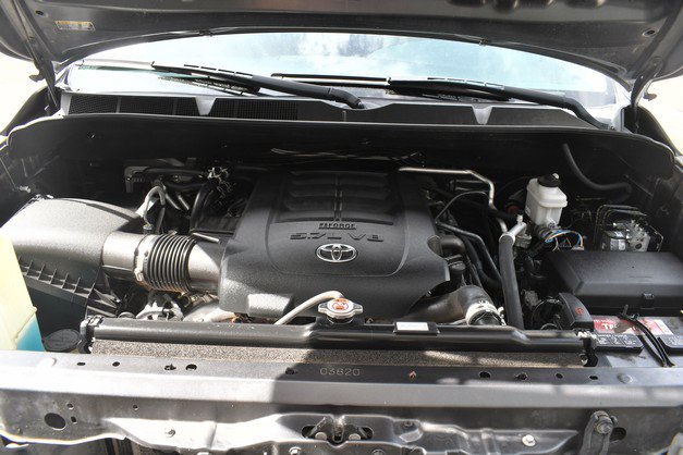 Used 2020 Toyota Sequoia SR5 AWD/4WD image 31