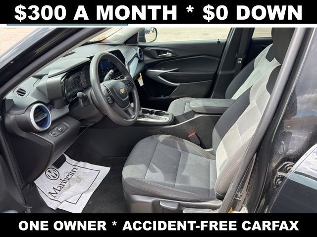 Used 2024 Chevrolet Trax LS FWD image 12