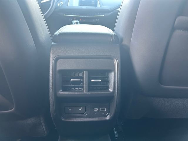 Used 2021 Cadillac XT4 Premium Luxury image 17