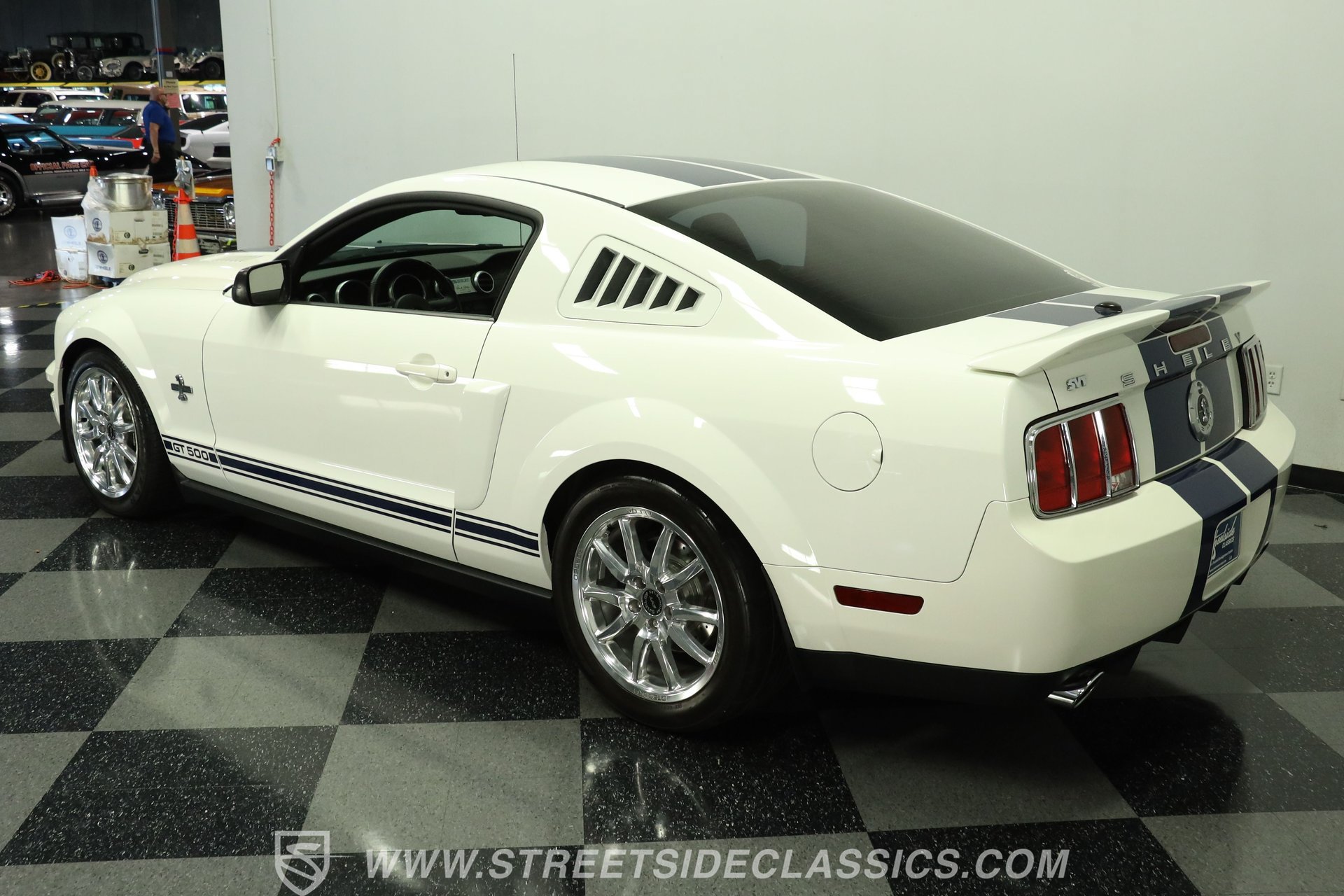 Used 2007 Ford Mustang Shelby GT500 RWD image 7