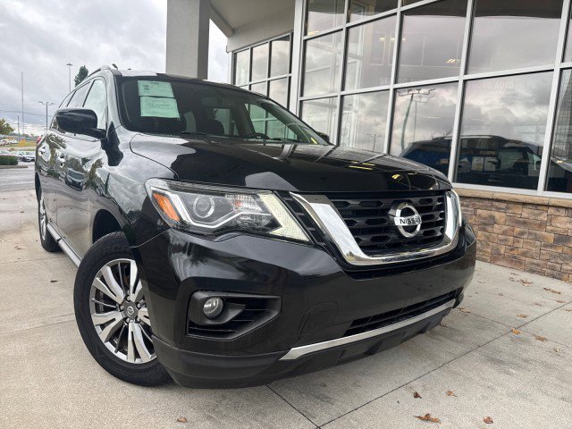Used 2020 Nissan Pathfinder SV