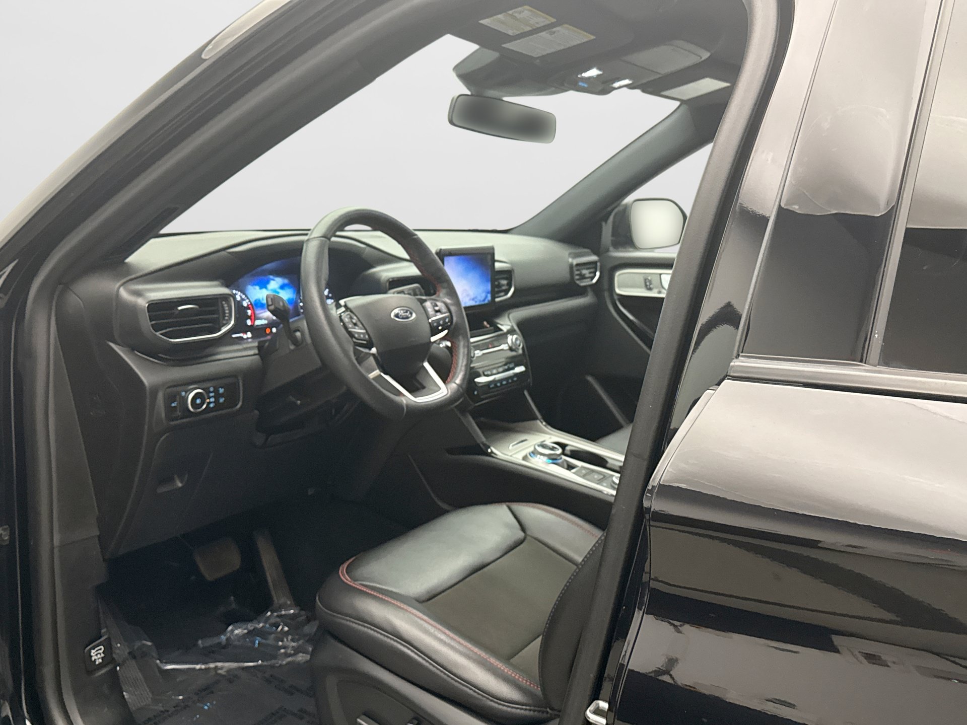 Used 2024 Ford Explorer ST-Line w/ Class IV Trailer Tow Package AWD/4WD image 10