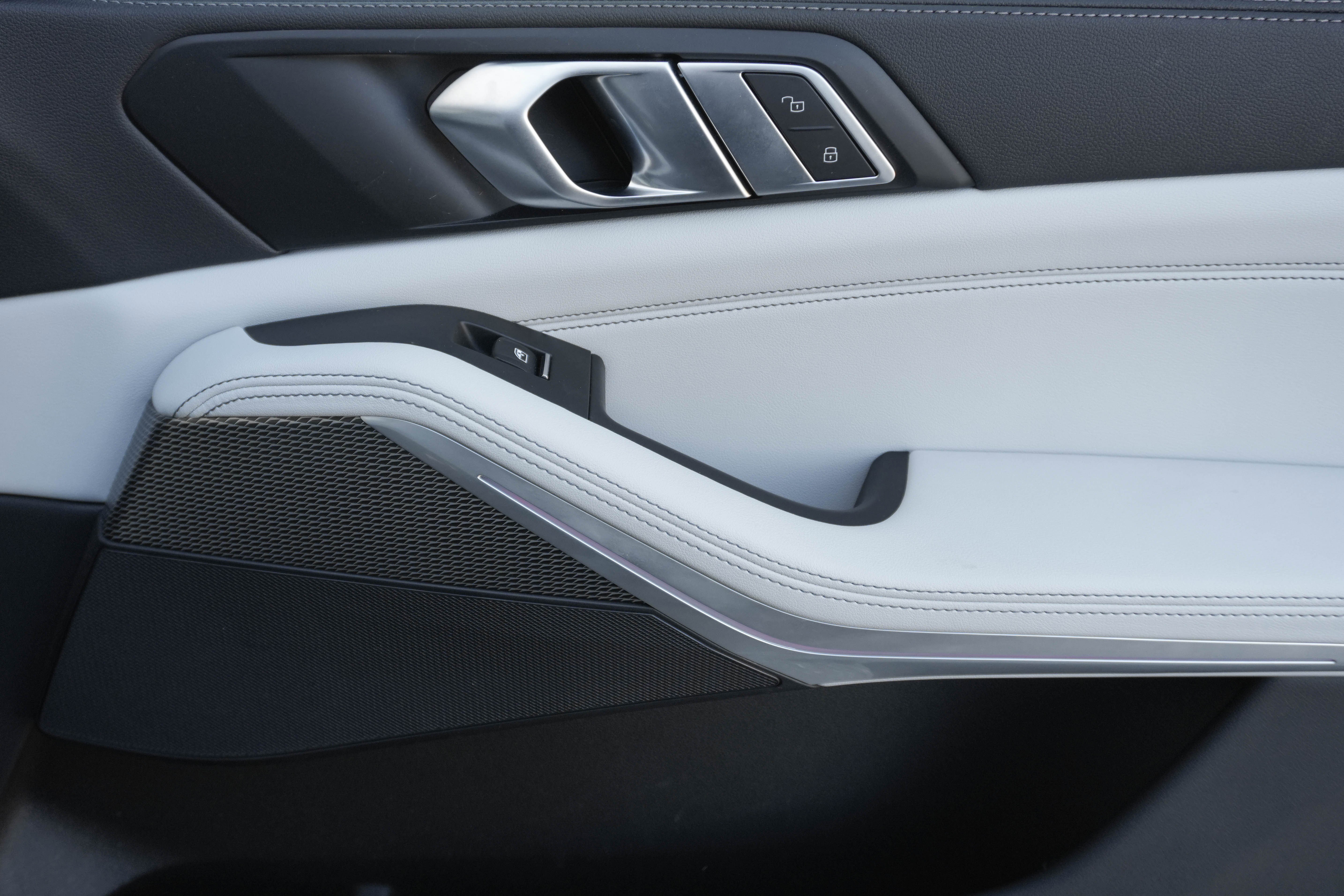 Certified 2023 BMW X5 xDrive40i w/ M Sport Package image 27