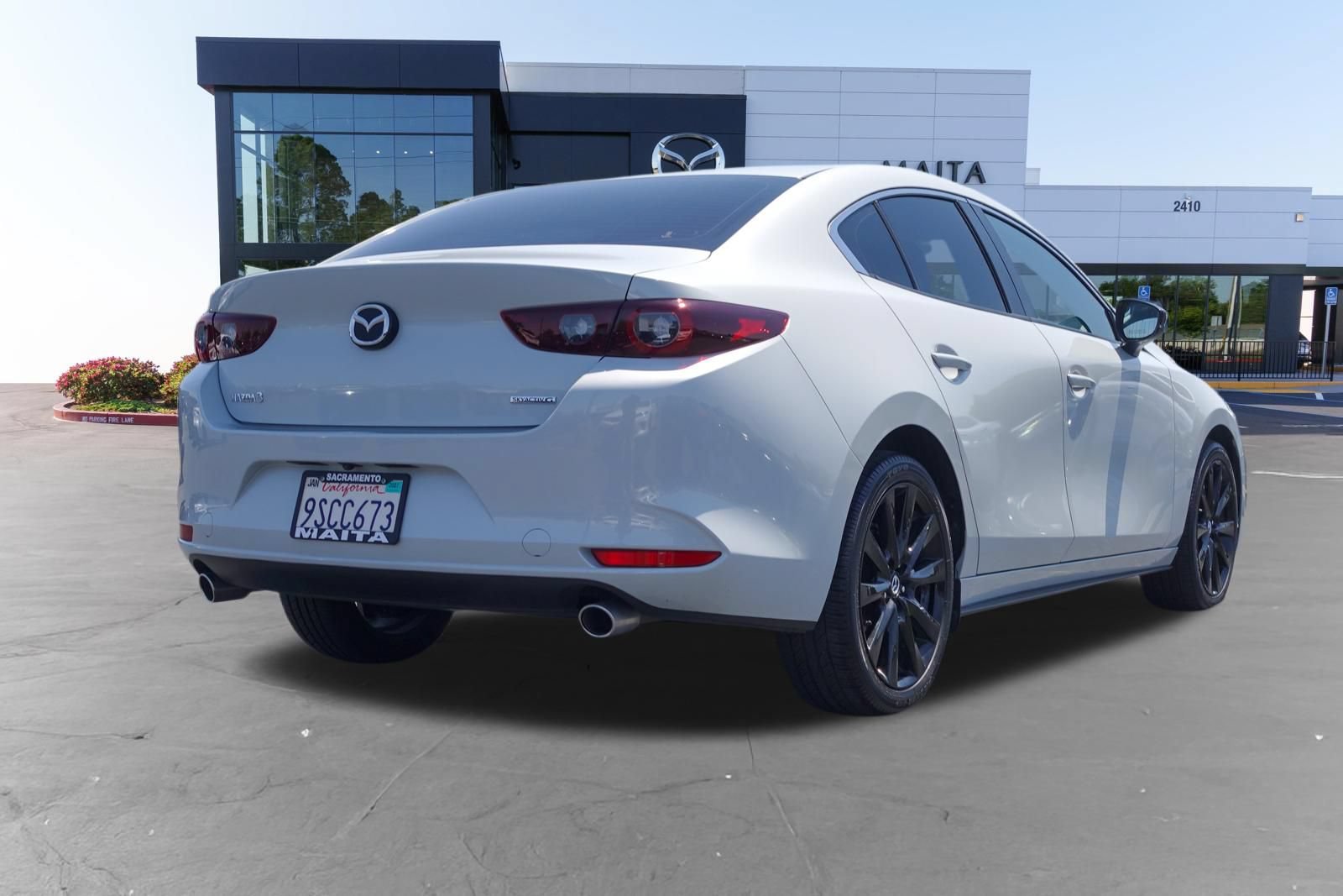 Used 2025 MAZDA MAZDA3 s FWD image 4