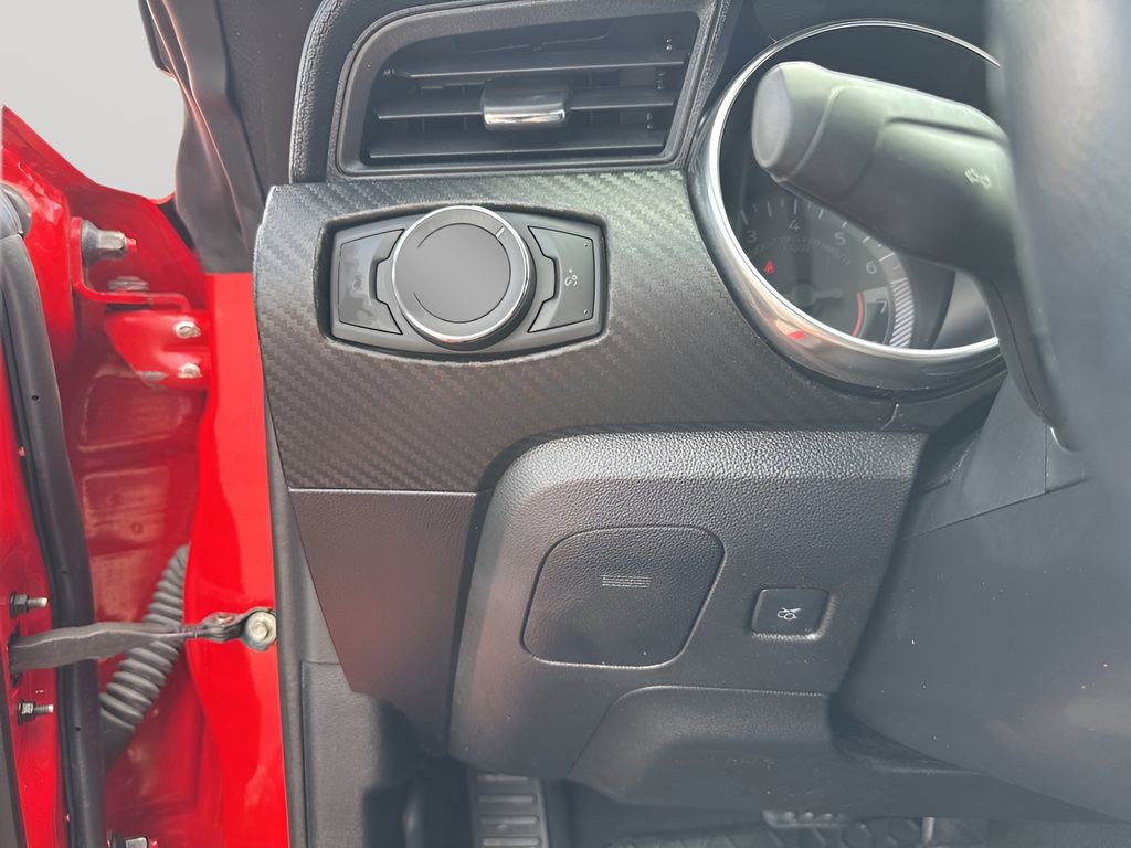 Used 2020 Ford Mustang Convertible RWD image 23