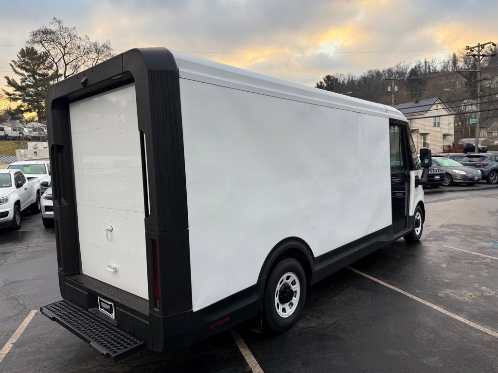 Used 2024 Chevrolet Brightdrop 600 w/ Battery Pack, Max Range image 5