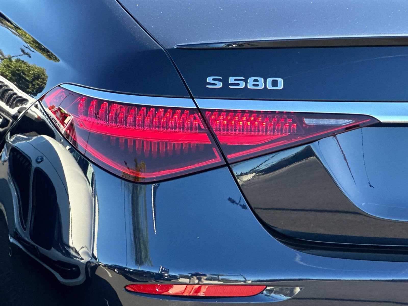 New 2026 Mercedes-Benz S 580 4MATIC Sedan image 33
