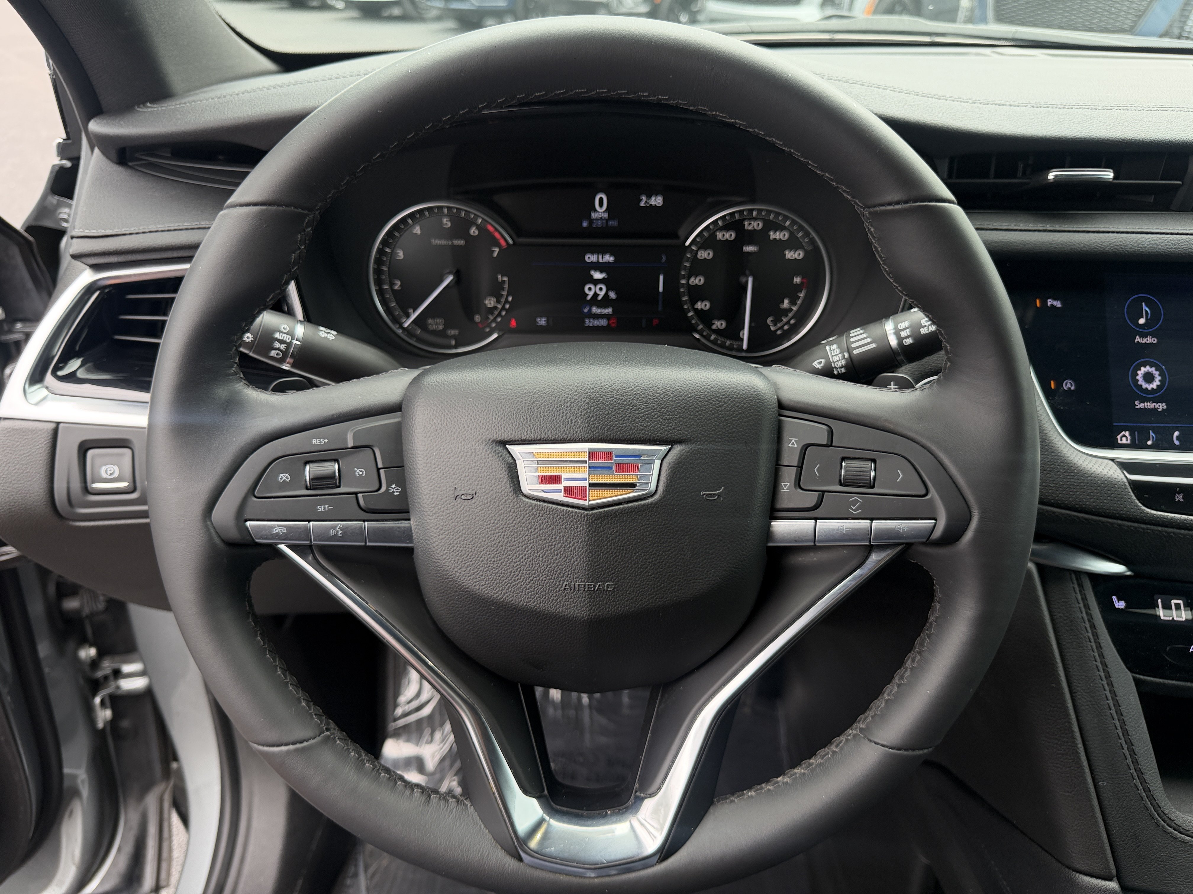 Certified 2024 Cadillac XT6 Luxury w/ LPO, Floor Liner Package FWD image 33