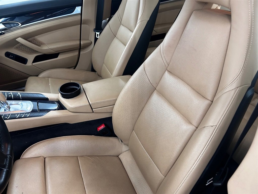 Used 2016 Porsche Panamera Edition RWD image 14