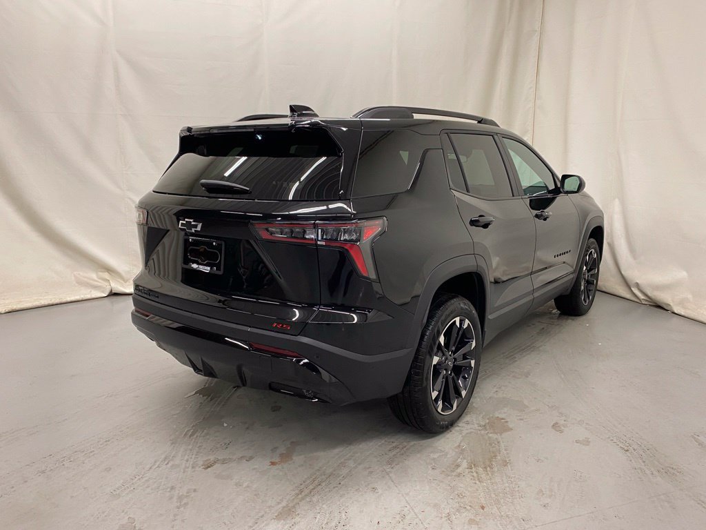 New 2027 Chevrolet Equinox RS w/ LPO, Floor Liner Package AWD/4WD image 6