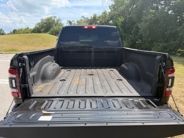 Used 2024 RAM 3500 Laramie w/ Night Edition image 9