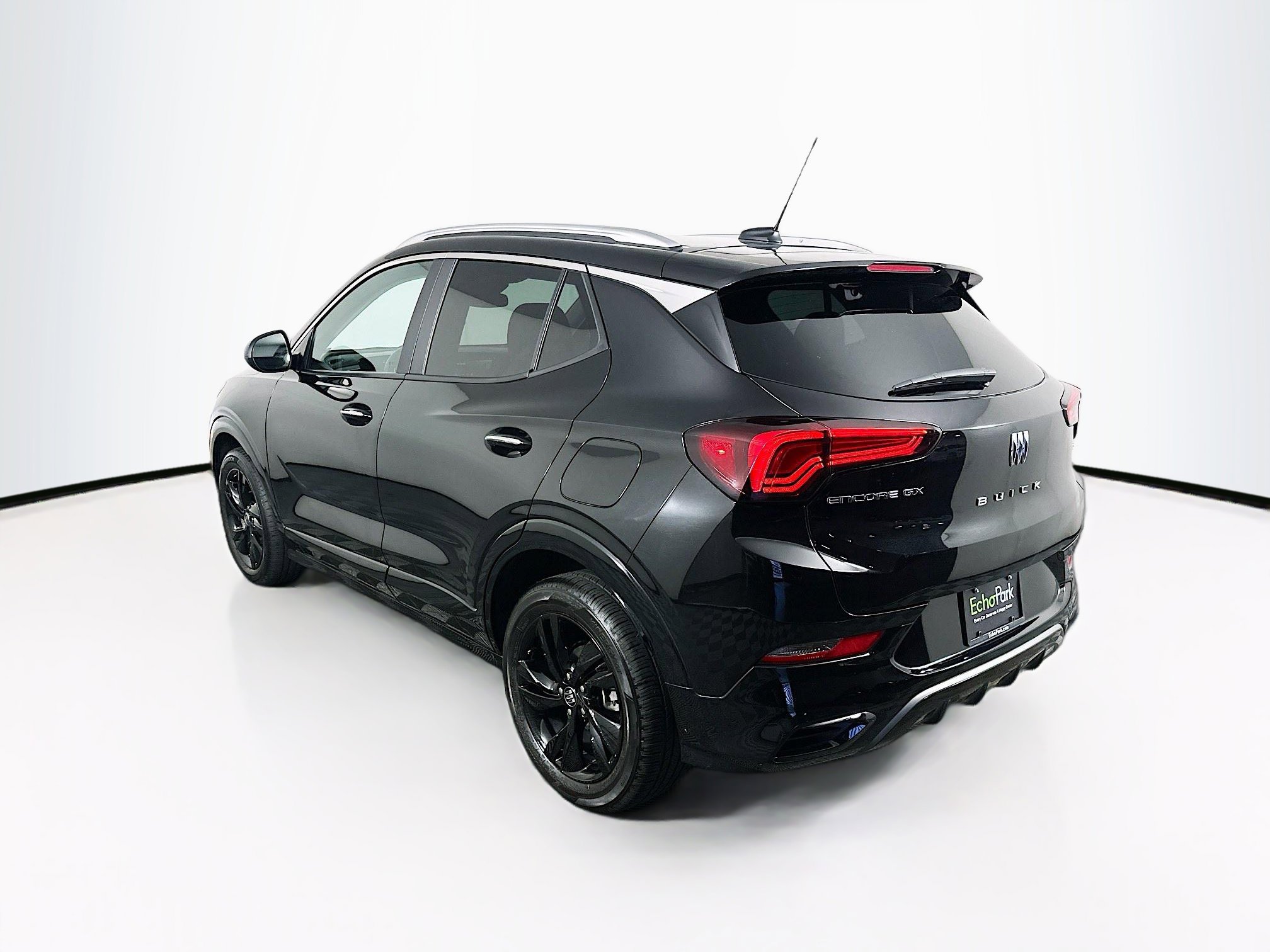 Used 2024 Buick Encore GX Sport Touring image 5