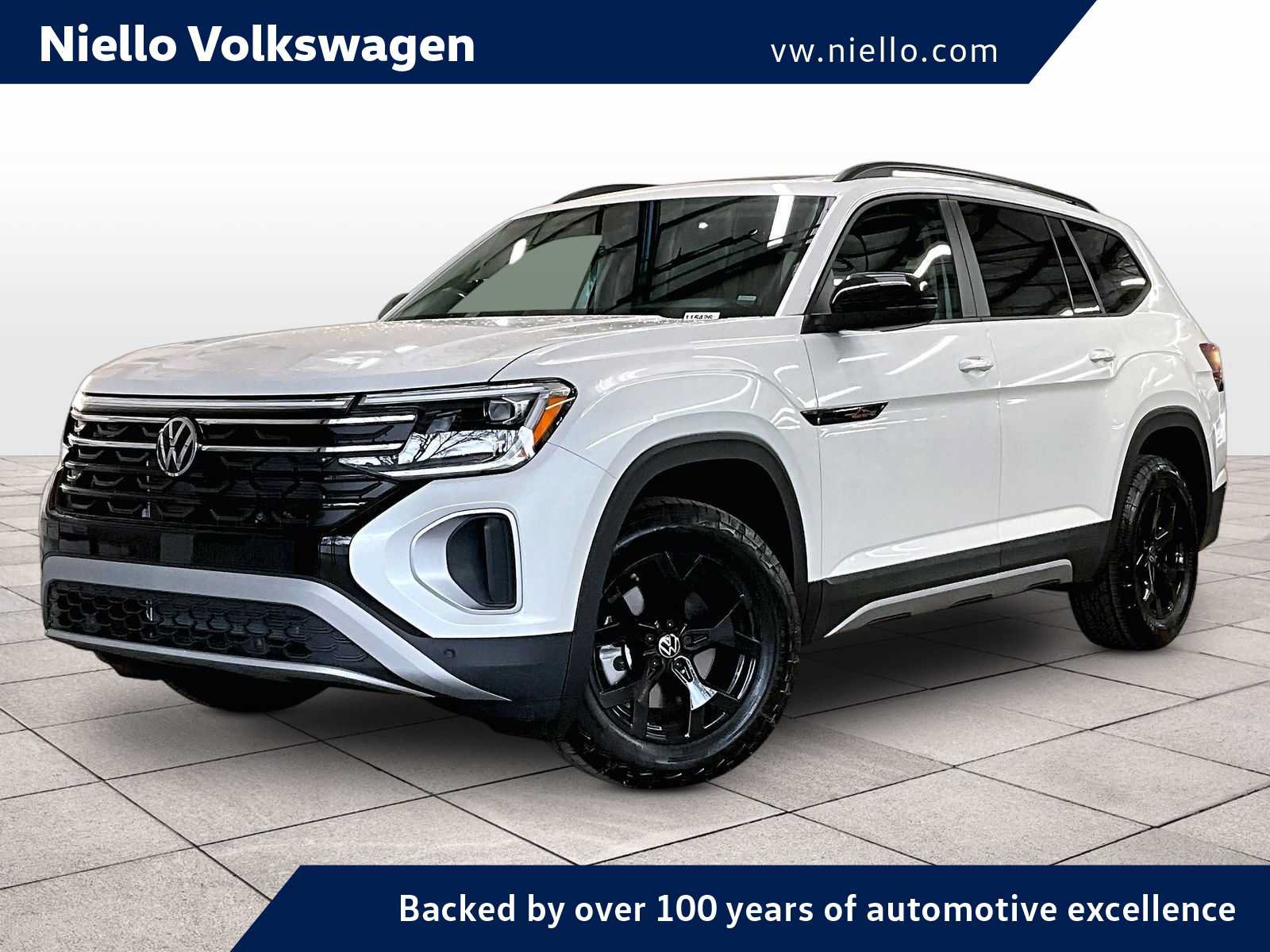 New 2026 Volkswagen Atlas Peak Edition AWD/4WD image 1