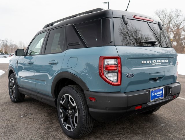 Used 2022 Ford Bronco Sport Outer Banks w/ Tech Package image 8