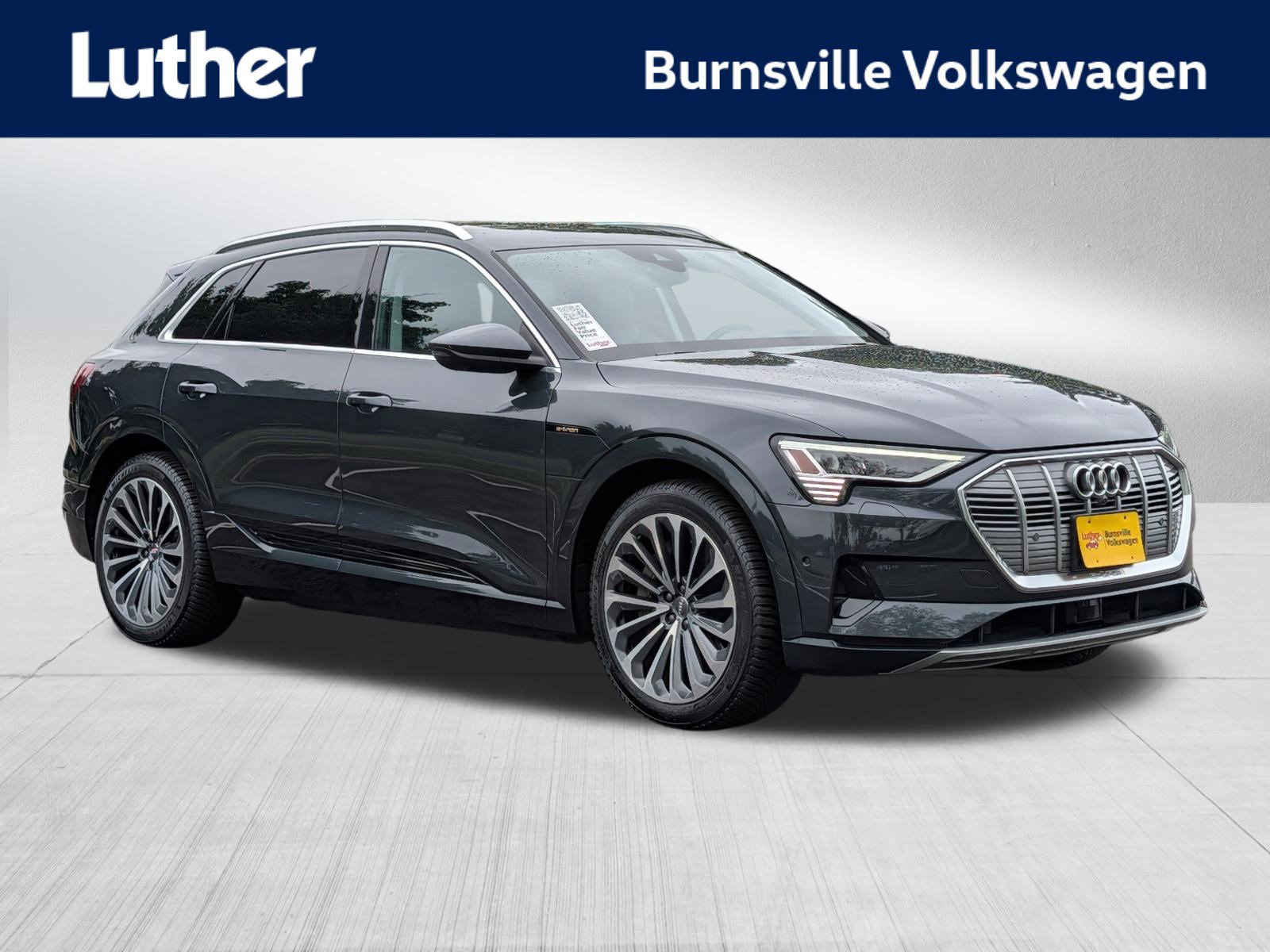 Used 2019 Audi e-tron Prestige w/ Prestige Package AWD/4WD video 1