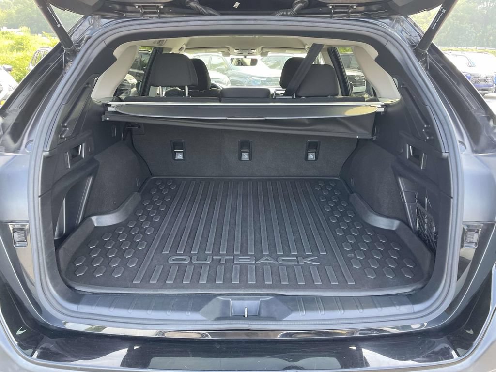 Used 2021 Subaru Outback Premium AWD/4WD image 28