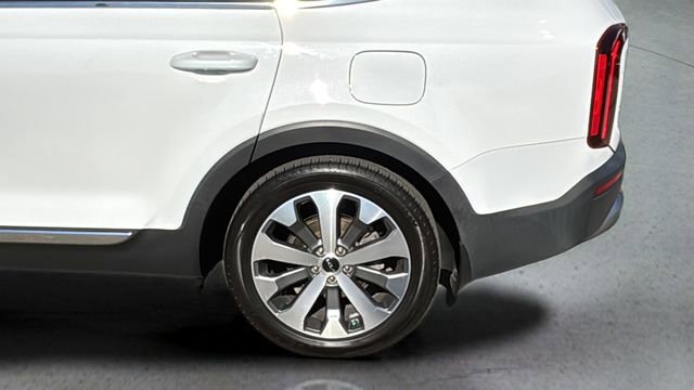 Used 2022 Kia Telluride EX w/ EX Premium Package image 37